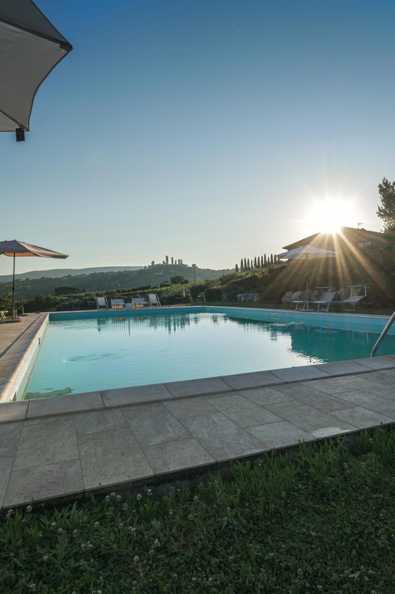 Charming House - Parking Included Leilighet San Gimignano Eksteriør bilde